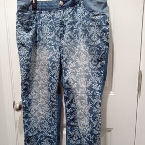 Chico's Size 2 Platinum Floral Patterned Blue Jeans Women's Size 12